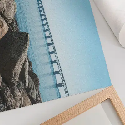 Ponte su pietre blu sull'acqua poster dai colori saturi