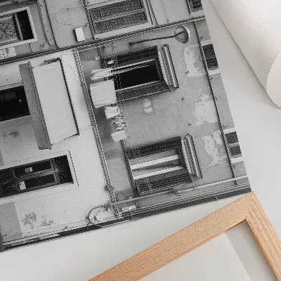 Poster murale di alta qualità facciata di palazzo in stile minimalista con contrasto bianco e nero