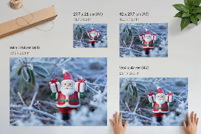 Stampa su tela moderna raffigurante Babbo Natale con i regali in un'ambientazione invernale