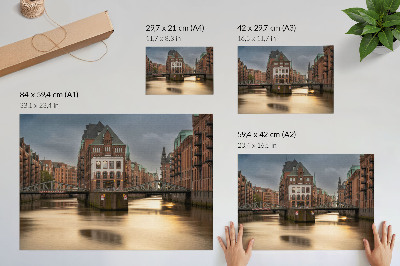 Poster Architettura suggestiva, ponte, sera, acqua calma