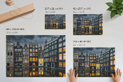 Poster Case popolari lungo il canale, atmosfera accogliente e riflessiva