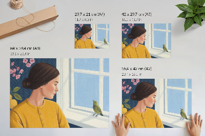 Poster Donna con una camicia gialla e un uccellino sul davanzale della finestra