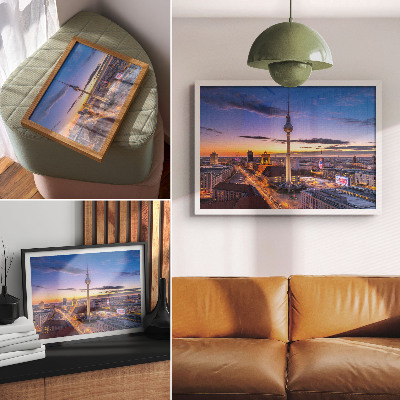 Poster La città di sera con gli incredibili colori del tramonto