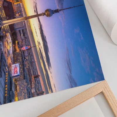 Poster La città di sera con gli incredibili colori del tramonto