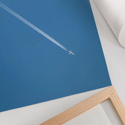 Poster murale di alta qualità Aereo nel cielo, sfondo azzurro, atmosfera dinamica