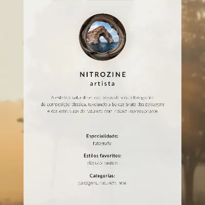 Poster betulle simmetriche in un viale autunnale con luce nebbiosa