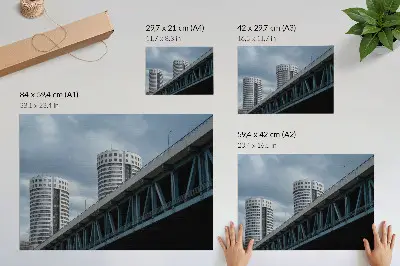 Stampa su tela moderna ponte e grattacieli con simmetria ed eleganza