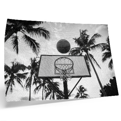 Poster dai colori saturi Canestro da basket tra le palme su sfondo bianco e nero
