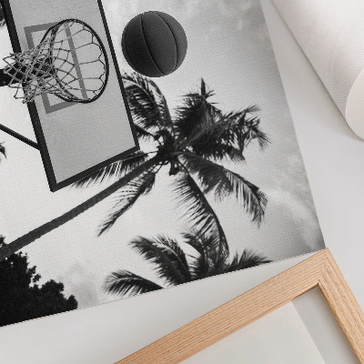 Poster dai colori saturi Canestro da basket tra le palme su sfondo bianco e nero