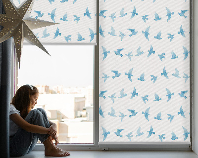 Tenda a rullo da interno con fantasia di uccelli blu