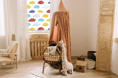 Tenda a rullo per finestra con fantasia a nuvole colorate