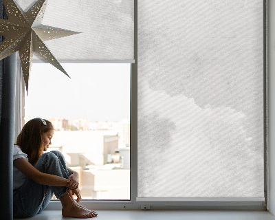 Tenda a rullo da interno di colore grigio cielo