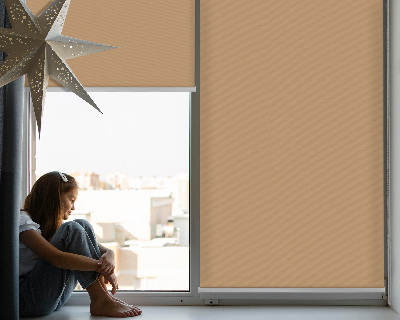 Tenda a rullo per finestra di colore beige