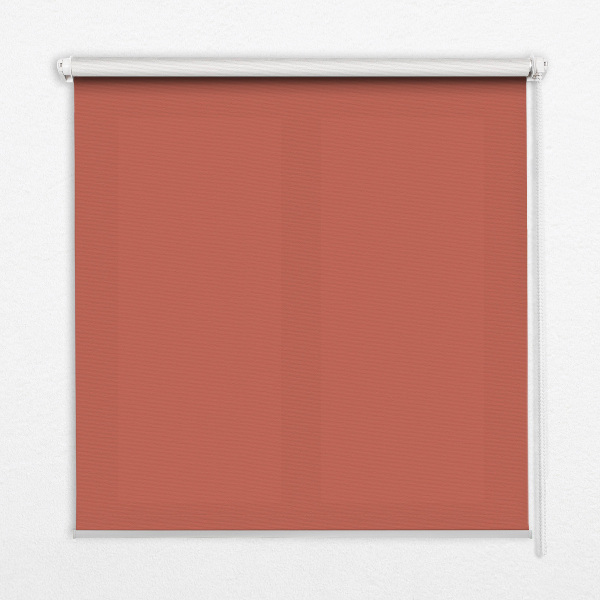 Tenda a rullo per porta finestra di colore rosso