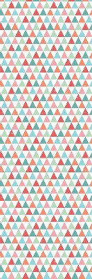 Tenda a rullo con fantasia di triangoli colorati