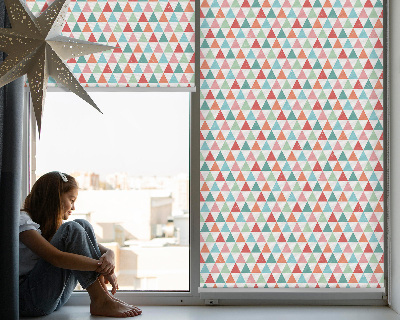 Tenda a rullo con fantasia di triangoli colorati