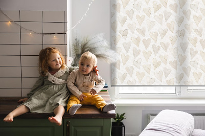 Tenda a rullo da interno con fantasia a cuori color beige
