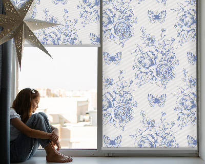 Tenda a rullo per finestra con stampa di fiori blu e farfalle