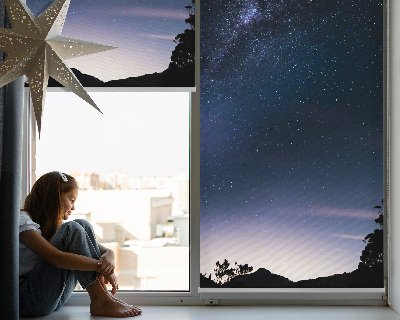 Tenda a rullo per finestra con motivo a cielo stellato