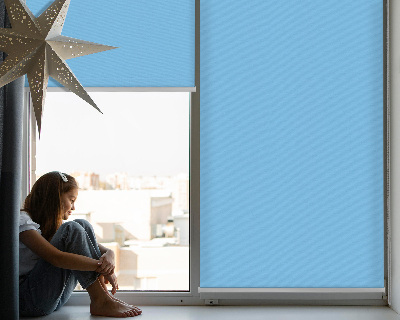 Tenda a rullo oscurante per porta finestra di colore blu