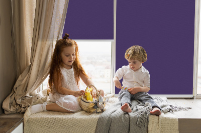 Tenda a rullo oscurante per porta finestra nel colore viola