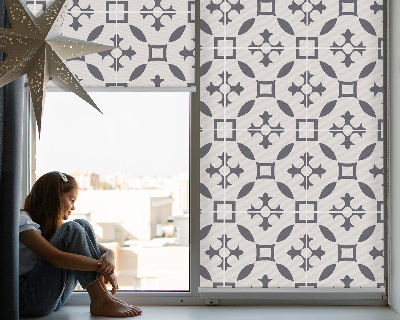 Tenda a rullo oscurante modello illusione per finestra