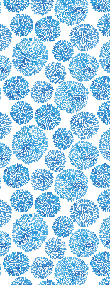 Tenda a rullo interna oscurante con fantasia di cerchi di petali blu