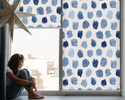 Tenda a rullo oscurante con fantasia a macchie dipinte di blu