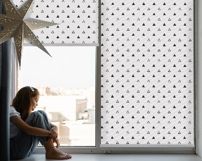 Tenda a rullo oscurante con fantasia a triangoli