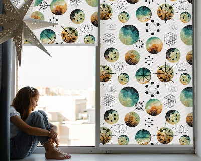 Tenda a rullo interna oscurante con fantasia di cerchi colorati