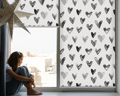 Tenda a rullo interna oscurante con fantasia a cuori neri
