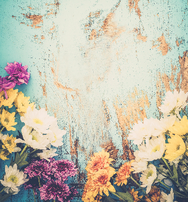 Tenda a rullo oscurante per porta finestra con stampa di fiori su sfondo blu