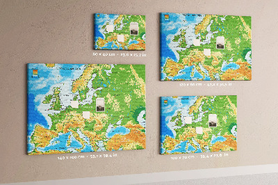 Bacheca di sughero con puntine Sottotitoli di mappa del mondo