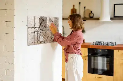 Lavagna magnetica in legno a forma di vecchio tronco