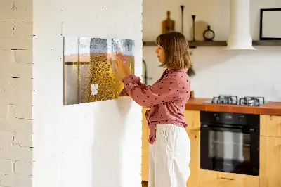Boccale di birra con lavagna magnetica per scrivere