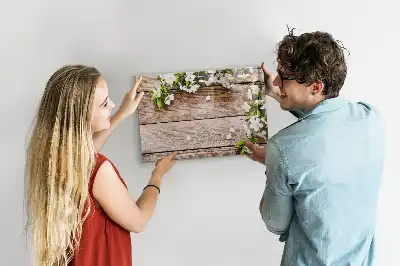 Lavagna magnetica per disegnare decorata con fiori su legno