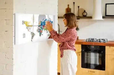 Lavagna magnetica per disegnare a forma di mappa del mondo con scritte
