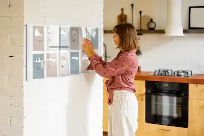 Lavagna magnetica per disegnare con calendario a tema gatti