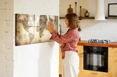 Lavagna magnetica con design a vecchia mappa del mondo per disegnare
