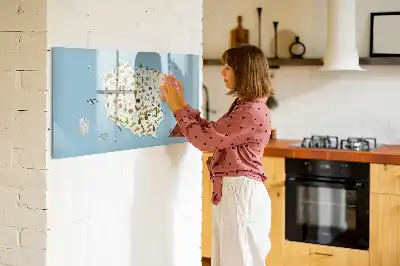 Lavagna magnetica per bambini con mappa illustrata degli animali della Polonia