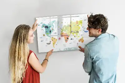Lavagna magnetica per disegnare con mappa del mondo raffigurante animali