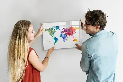 Mappa del mondo ad acquerello con lavagna magnetica per scrivere