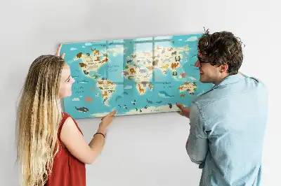Lavagna magnetica per scrivere con mappa del mondo raffigurante animali
