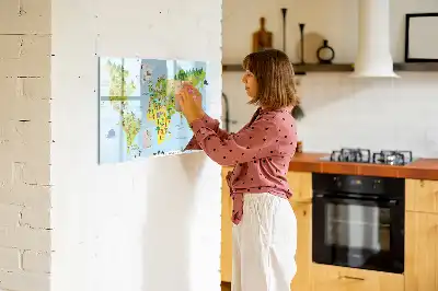 Lavagna magnetica per disegnare mappa del mondo culturale