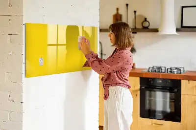 Lavagna magnetica per disegnare di colore giallo chiaro