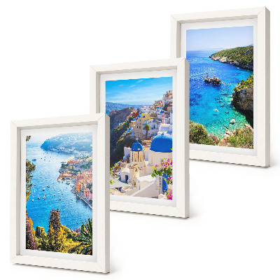 Composizione di 3 quadri Panorami costieri greci e la cittadina di Oia a Santorini.
