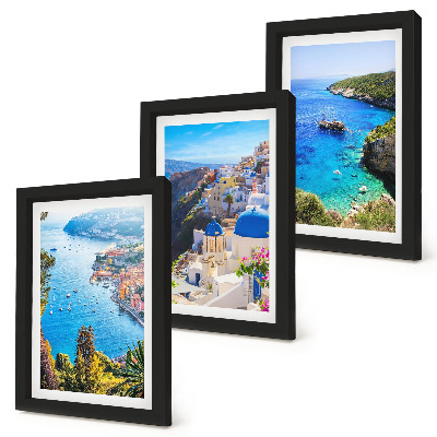 Composizione di 3 quadri Panorami costieri greci e la cittadina di Oia a Santorini.