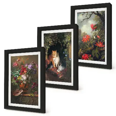 Trittico di quadri incorniciati con stampa vintage di fiori, gatti e piante