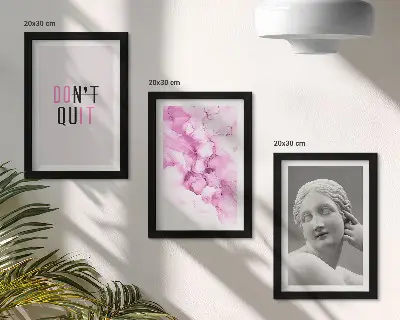 Composizione di 3 quadri con astrazione ad acquerello, slogan ispiratore e scultura antica