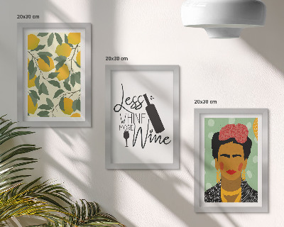 Trittico incorniciato Ritratto di Frida Kahlo su una bottiglia di vino con limoni.
